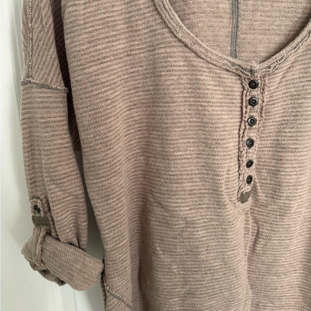 Free People Beach Haven Tee Size Small - Picture 5 of 7